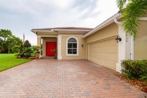 1926 SW Exeter Court, Port St Lucie, FL 34953 Sold 02/02/24