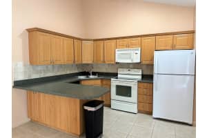 5592 Golden Eagle Circle, Palm Beach Gardens, FL 33418 Sold 01/18/24