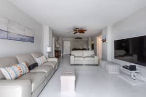 1500 S Ocean Drive 2j, Hollywood, FL 33019 Sold 11/17/23