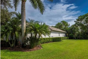 4579 NW Indian Oak Court, Jensen Beach, FL 34957 Sold 11/29/23