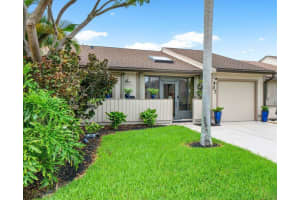 37 Winchmore Lane, Boynton Beach, FL 33426 Sold 11/14/23