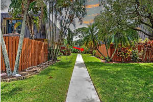 5658 SE Windsong Lane, Stuart, FL 34997 Sold 11/15/23