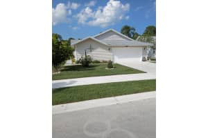 3807 SE Bluebill Place, Stuart, FL 34997 Sold 11/29/23