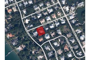 9 Oakwood Drive, Sewalls Point, FL 34996 Sold 01/26/24