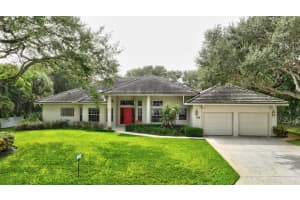 9 Oakwood Drive, Sewalls Point, FL 34996 Sold 01/26/24
