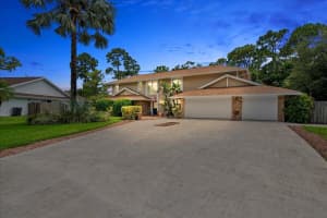 12782 Stone Pine Way, Wellington, FL 33414 Sold 12/11/23