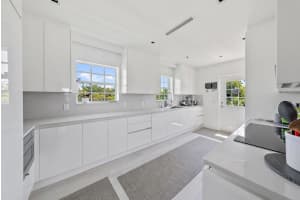 209 Evans Lane, Manalapan, FL 33462 Sold 02/29/24