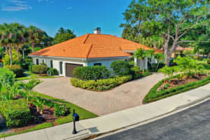 2765 Tecumseh Drive, West Palm Beach, FL 33409 Sold 11/16/23