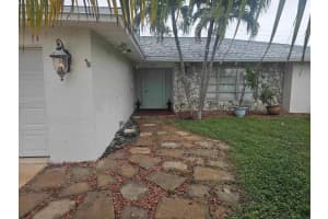 1321 SW 28th Avenue, Boynton Beach, FL 33426 Sold 12/08/23