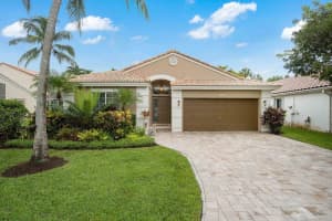 660 NW 45th Avenue, Deerfield Beach, FL 33442 Sold 11/02/23