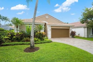 660 NW 45th Avenue, Deerfield Beach, FL 33442 Sold 11/02/23