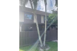 2148 Sherwood Forest Boulevard 4, West Palm Beach, FL 33415 Sold 10/23/23
