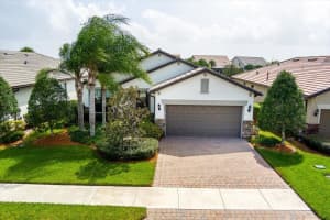 230 SE Longview Drive, Port St Lucie, FL 34984 Sold 05/02/24