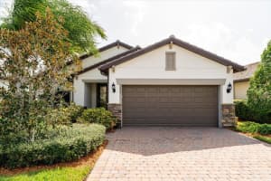 230 SE Longview Drive, Port St Lucie, FL 34984 Sold 05/02/24