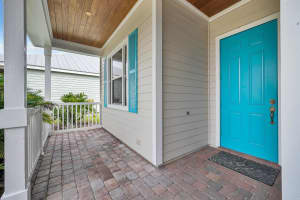536 NE Canoe Park Circle, Port St Lucie, FL 34983 Sold 11/30/23