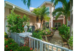 219 Park Shores Circle 219d, Indian River Shores, FL 32963 Sold 04/01/24