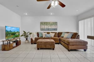 7 Greenway N 205, Royal Palm Beach, FL 33411 Sold 04/01/24