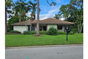 435 Pine Villa Drive, Atlantis, FL 33462 Sold 01/05/24