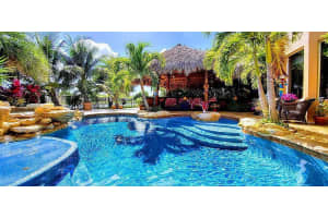 9208 Pineville Drive, Lake Worth, FL 33467 Sold 11/07/23