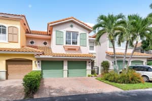 104 Las Brisas Circle, Hypoluxo, FL 33462 Sold 11/16/23