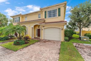 616 Marbella Lane, North Palm Beach, FL 33403 Sold 01/05/24