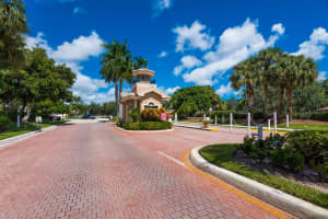 5061 Starblaze Drive, Greenacres, FL 33463 Sold 03/22/24