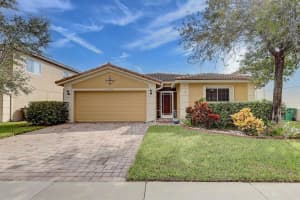 1902 SW Newport Isles Boulevard, Port St Lucie, FL 34953 Sold 02/26/24