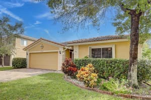 1902 SW Newport Isles Boulevard, Port St Lucie, FL 34953 Sold 02/26/24