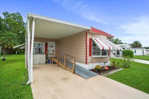 12 Palma Del Rio, Port St Lucie, FL 34952 Sold 01/19/24