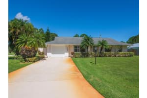 1666 5th Street, Vero Beach, FL 32962 Sold 04/10/24