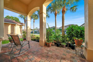 2230 SW Newport Isles Boulevard, Port St Lucie, FL 34953 Sold 03/25/24