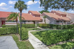 3512 SE Sandpiper Circle, Port St Lucie, FL 34952 Sold 04/05/24