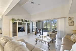 3512 SE Sandpiper Circle, Port St Lucie, FL 34952 Sold 04/05/24