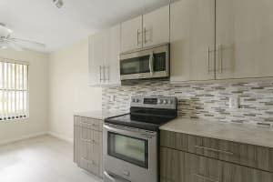 10101 Mangrove Dr APT 103, Boynton Beach, FL 33437, Sold 01/11/24
