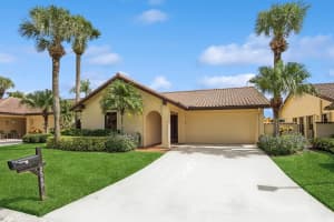 2569 SW Bobalink Court, Palm City, FL 34990 Sold 01/25/24