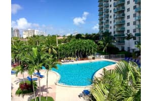 19370 Collins Avenue 914, Sunny Isles Beach, FL 33160 Sold 04/02/24