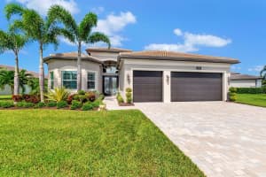 9296 Seahorse Bay Drive, Boynton Beach, FL 33473 Sold 12/22/23