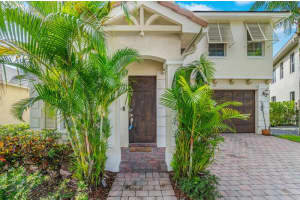527 Mulberry Grove Road, Royal Palm Beach, FL 33411 Sold 03/05/24