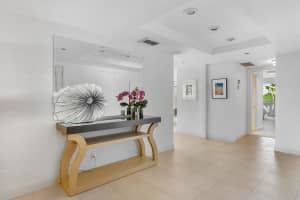 2660 S Ocean Boulevard 104n, Palm Beach, FL 33480 Sold 07/31/24