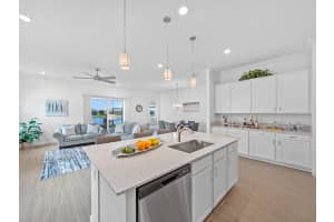 607 SE Mulberry Way, Port St Lucie, FL 34984 Sold 05/15/24
