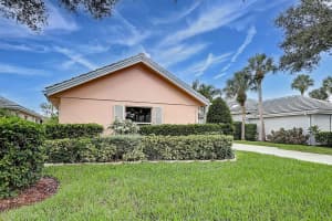 7528 SE Bay Cedar Circle Circle, Hobe Sound, FL 33455 Sold 04/16/24
