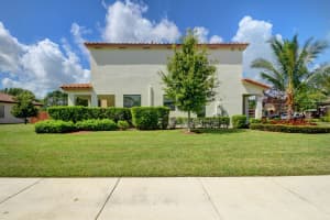 9002 Gulf Cove Drive, Lake Worth, FL 33467 Sold 12/15/23