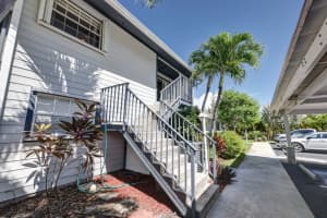 1577 NE Nautical Place 108, Jensen Beach, FL 34957 Sold 02/15/24