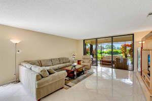 49 Eastgate Drive A, Boynton Beach, FL 33436 Sold 07/29/24