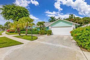 12823 S Normandy Way, West Palm Beach, FL 33410 Sold 11/21/23