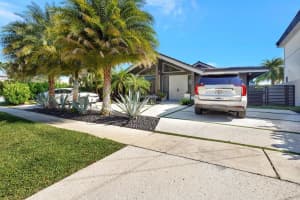2430 NE 49th Street, Lighthouse Point, FL 33064 Sold 03/01/24