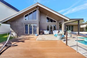 2430 NE 49th Street, Lighthouse Point, FL 33064 Sold 03/01/24