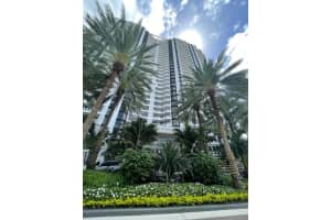 21055 Yacht Club Dr #1407, Aventura, FL 33180, Sold 02/07/24