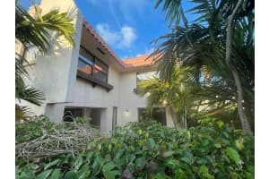 6304 Seven Springs Boulevard D, Greenacres, FL 33463 Sold 12/18/23