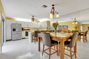 542 SE 27th Way, Boynton Beach, FL 33435 Sold 02/29/24